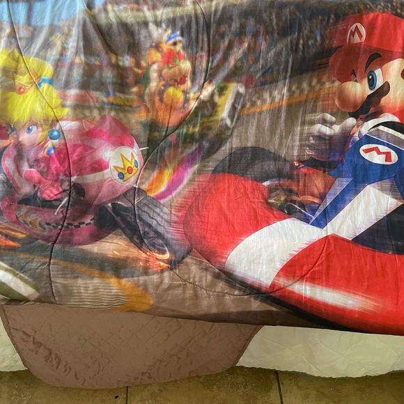 Mario Kart twin comforter - Picture 4 of 9